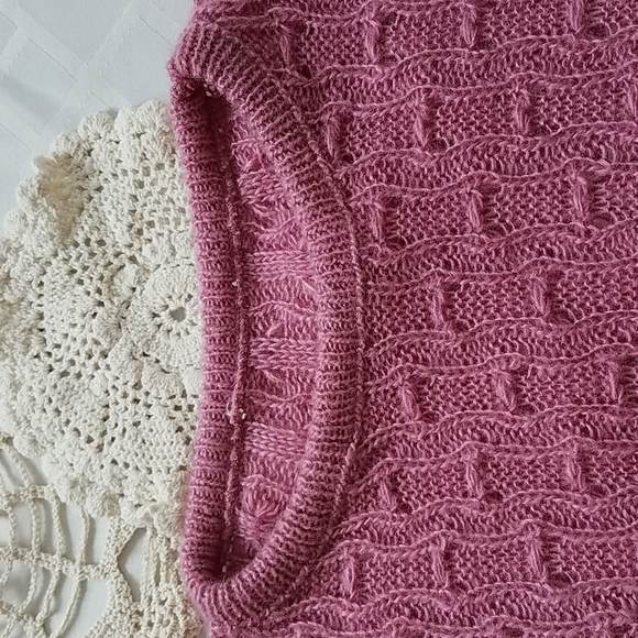 Rectangle Knit Pattern Pull Over - Picture 2 of 7